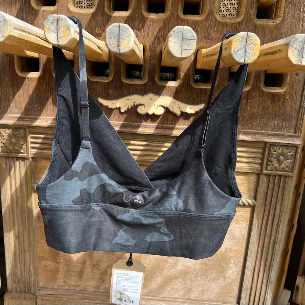 Prana NWT black & grey camo XS‎ bralette - Picture 5 of 5